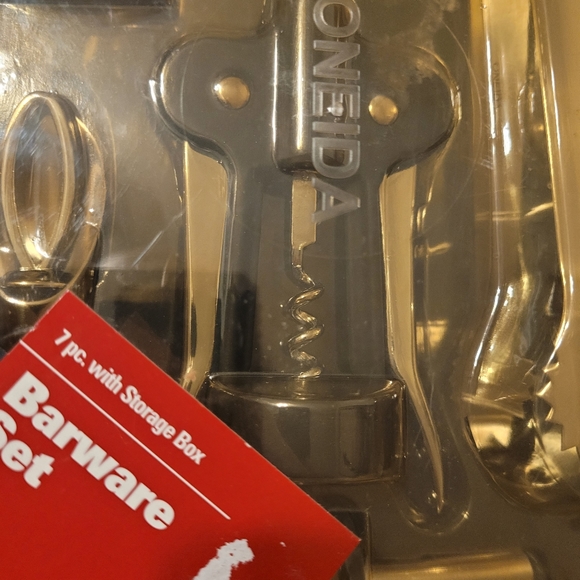 Oneida 7 piece bar set. - Picture 3 of 14